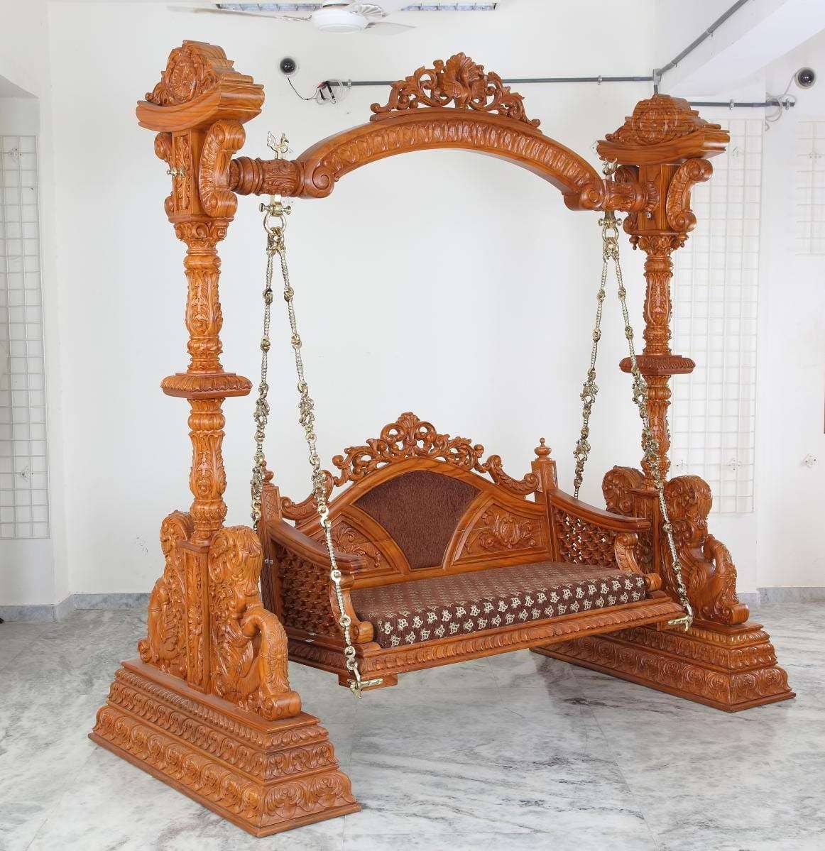 wooden furniture in karaikudi